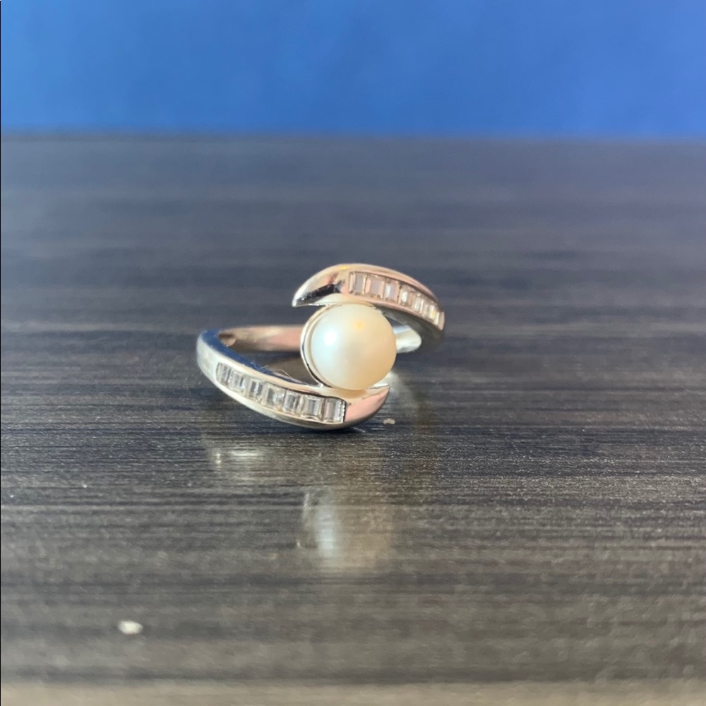 Vantel Pearls Illumination Ring